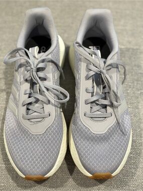 adidas  woman’s Light lavander Knit Sneakers with Cream Soles